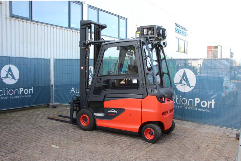 Linde E25HL-01/600 - Elektrostapler: das Bild 3 Linde E25HL-01/600 - Elektrostapler: das Bild 3