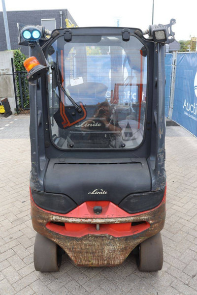 Linde E25L-01 - Elektrostapler: das Bild 5 Linde E25L-01 - Elektrostapler: das Bild 5