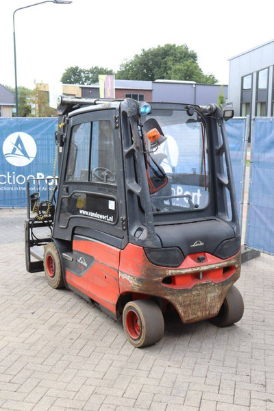 Linde E25L-01 - Elektrostapler: das Bild 4 Linde E25L-01 - Elektrostapler: das Bild 4