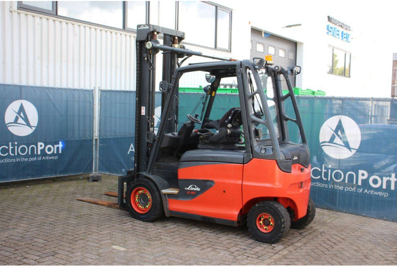 Linde E40H-01/600 - Elektrostapler: das Bild 3 Linde E40H-01/600 - Elektrostapler: das Bild 3