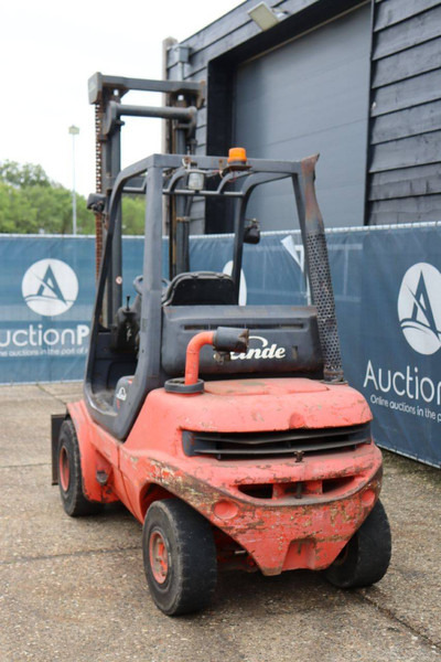 Linde H30D-03 - Dieselstapler: das Bild 4 Linde H30D-03 - Dieselstapler: das Bild 4