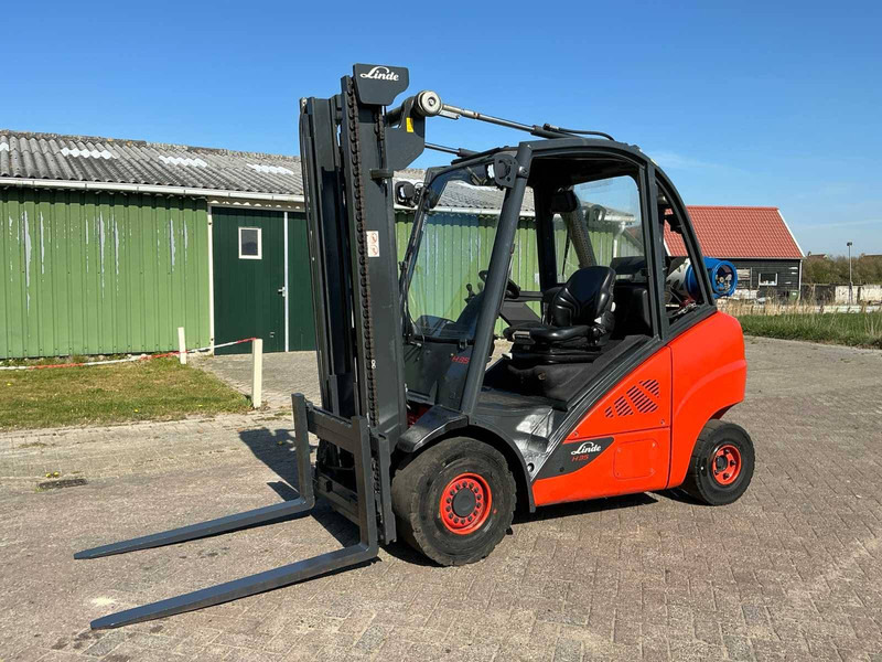 Linde H35 - Treibgasstapler: das Bild 1 Linde H35 - Treibgasstapler: das Bild 1