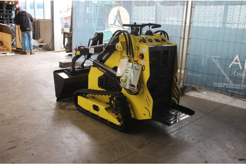 Machpro MPS330 - Laderaupe: das Bild 3 Machpro MPS330 - Laderaupe: das Bild 3