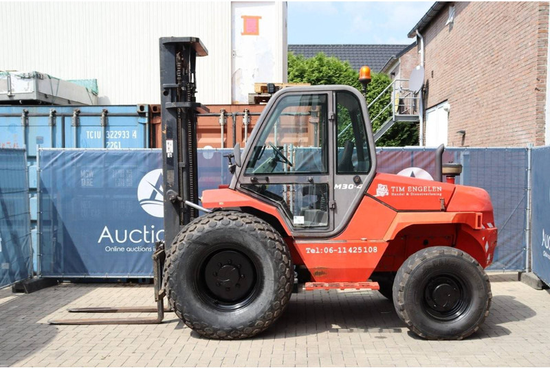 Manitou M30-4 - Geländestapler: das Bild 2 Manitou M30-4 - Geländestapler: das Bild 2