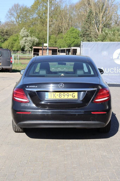Mercedes-Benz E-Klasse 200 D - Limousine: das Bild 4 Mercedes-Benz E-Klasse 200 D - Limousine: das Bild 4
