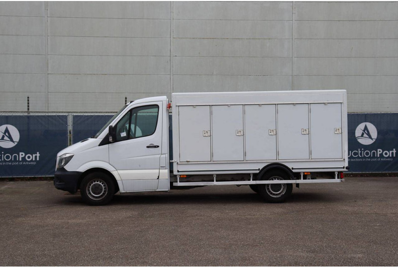 Mercedes-Benz Sprinter - Koffer Transporter: das Bild 2 Mercedes-Benz Sprinter - Koffer Transporter: das Bild 2
