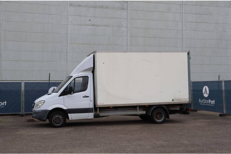 Mercedes-Benz Sprinter - Koffer Transporter: das Bild 1 Mercedes-Benz Sprinter - Koffer Transporter: das Bild 1