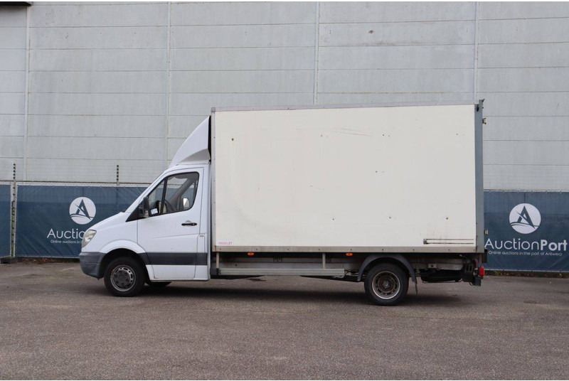Mercedes-Benz Sprinter - Koffer Transporter: das Bild 3 Mercedes-Benz Sprinter - Koffer Transporter: das Bild 3
