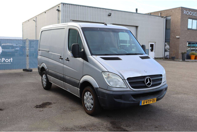 Kastenwagen Mercedes-Benz Sprinter: das Bild 7 Kastenwagen Mercedes-Benz Sprinter: das Bild 7