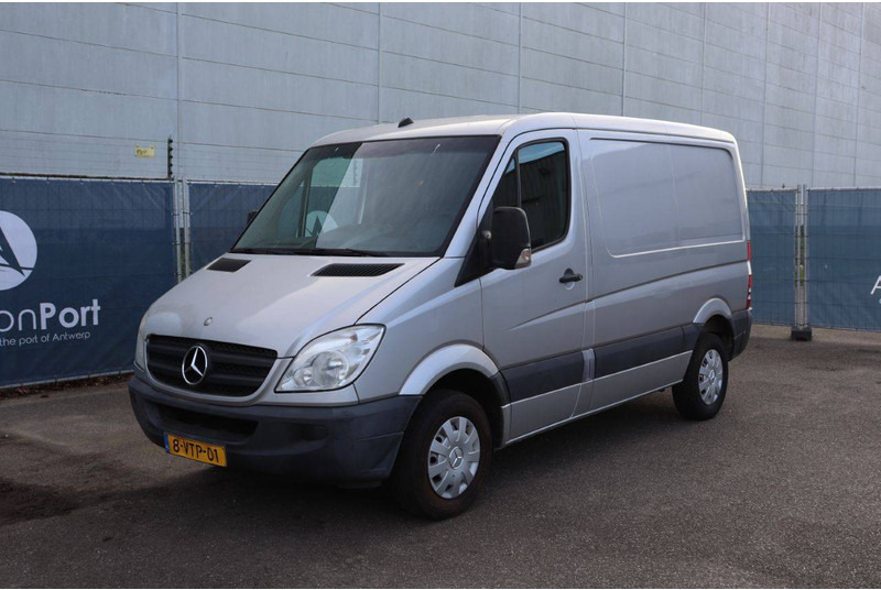 Kastenwagen Mercedes-Benz Sprinter: das Bild 9 Kastenwagen Mercedes-Benz Sprinter: das Bild 9