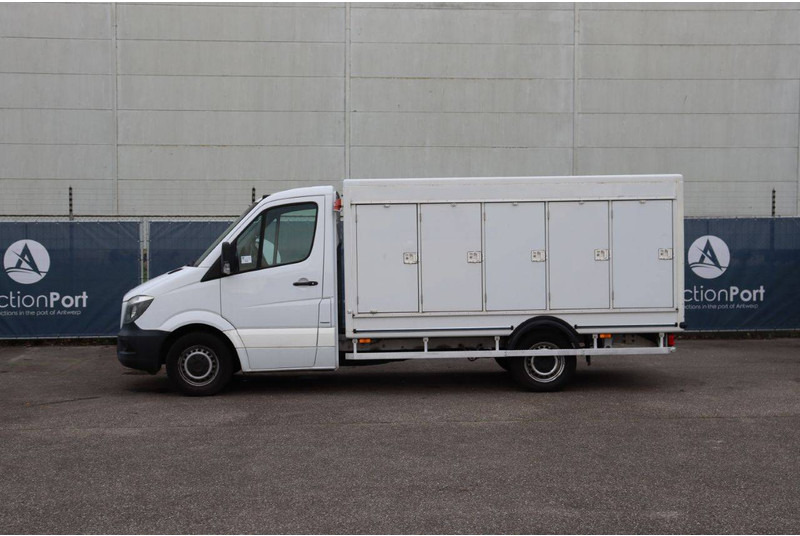 Mercedes-Benz Sprinter - Koffer Transporter: das Bild 2 Mercedes-Benz Sprinter - Koffer Transporter: das Bild 2