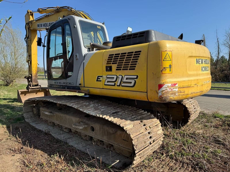 New Holland E215 - Kettenbagger: das Bild 2 New Holland E215 - Kettenbagger: das Bild 2