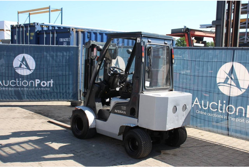 Nissan FL01A15 - Dieselstapler: das Bild 3 Nissan FL01A15 - Dieselstapler: das Bild 3