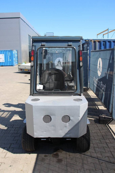Nissan FL01A15 - Dieselstapler: das Bild 4 Nissan FL01A15 - Dieselstapler: das Bild 4