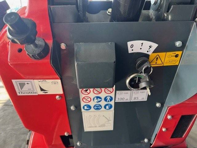 Radlader Onbekend NM-SLD280: das Bild 11