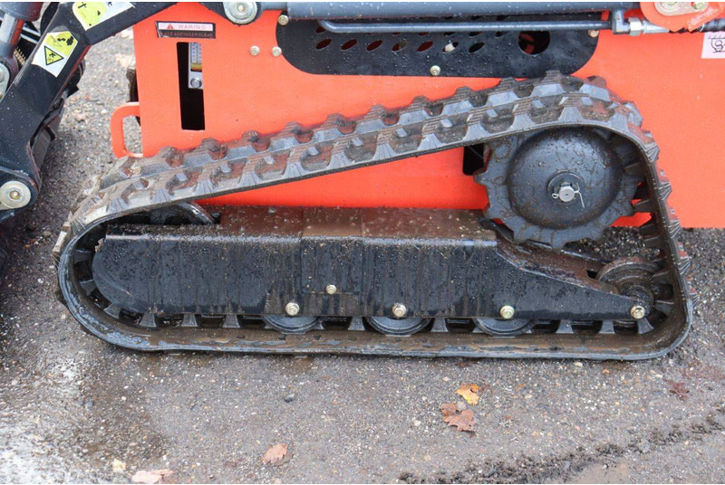 Laderaupe neu kaufen RY T360: das Bild 14 Laderaupe neu kaufen RY T360: das Bild 14