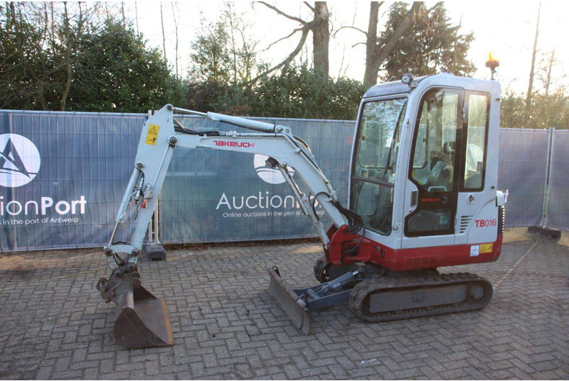Takeuchi TB016 - Minibagger: das Bild 1 Takeuchi TB016 - Minibagger: das Bild 1