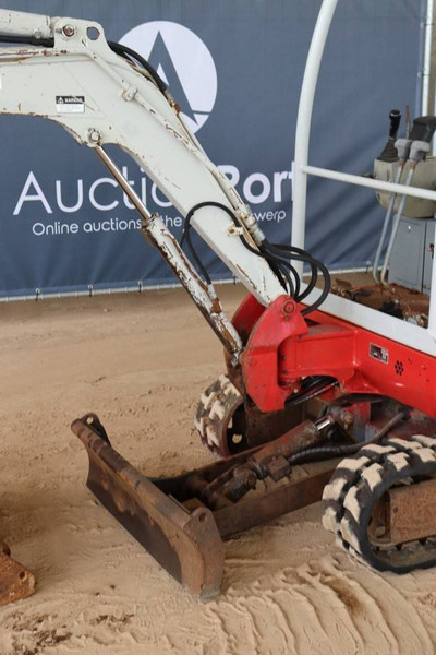Minibagger Takeuchi TB016: das Bild 13