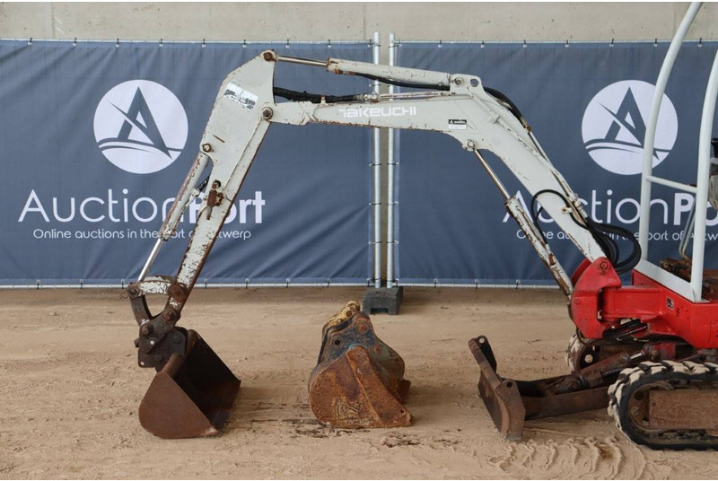 Minibagger Takeuchi TB016: das Bild 10