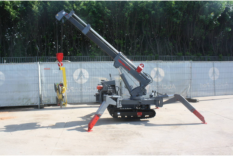 Takeuchi TC205 - Raupenkran: das Bild 2 Takeuchi TC205 - Raupenkran: das Bild 2