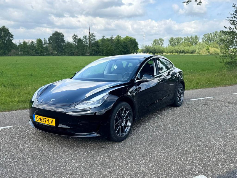 Tesla Model 3 - Limousine: das Bild 2 Tesla Model 3 - Limousine: das Bild 2