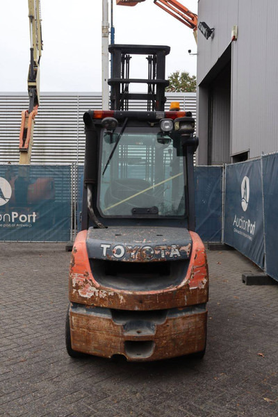 Toyota 02-8FDJF35 - Dieselstapler: das Bild 5 Toyota 02-8FDJF35 - Dieselstapler: das Bild 5