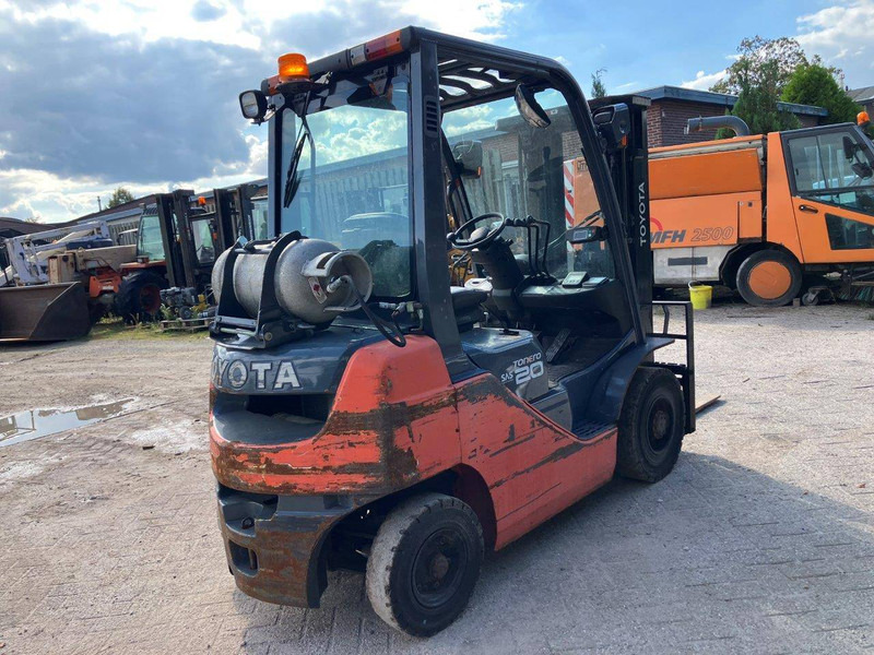 Toyota 02-8FGF20 - Treibgasstapler: das Bild 5 Toyota 02-8FGF20 - Treibgasstapler: das Bild 5