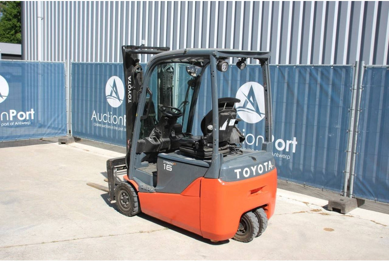 Toyota 8FBE16T - Elektrostapler: das Bild 3 Toyota 8FBE16T - Elektrostapler: das Bild 3