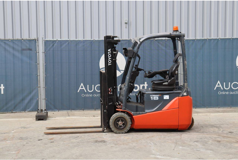 Toyota 8FBEK18T - Elektrostapler: das Bild 1 Toyota 8FBEK18T - Elektrostapler: das Bild 1