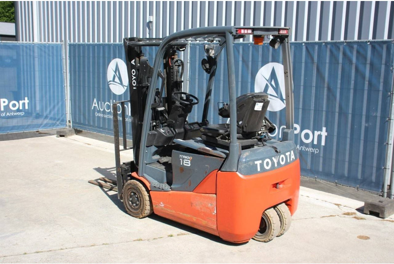 Toyota 8FBEK18T - Elektrostapler: das Bild 3 Toyota 8FBEK18T - Elektrostapler: das Bild 3