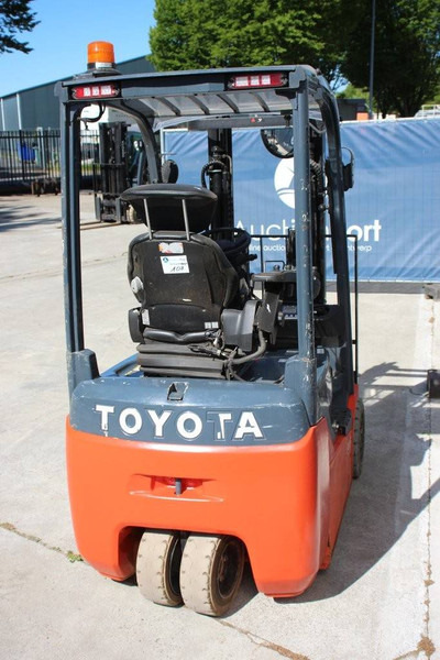 Toyota 8FBEK18T - Elektrostapler: das Bild 5 Toyota 8FBEK18T - Elektrostapler: das Bild 5