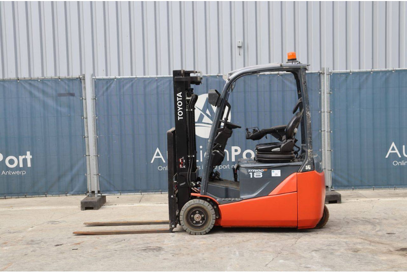Toyota 8FBEK18T - Elektrostapler: das Bild 2 Toyota 8FBEK18T - Elektrostapler: das Bild 2