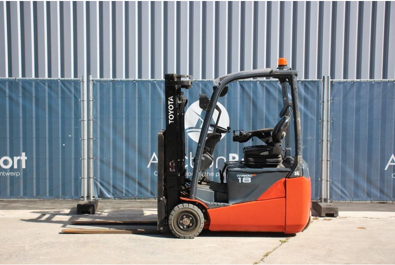 Toyota 8FBEK18T - Elektrostapler: das Bild 2 Toyota 8FBEK18T - Elektrostapler: das Bild 2