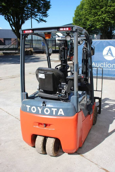Toyota 8FBEK18T - Elektrostapler: das Bild 5 Toyota 8FBEK18T - Elektrostapler: das Bild 5