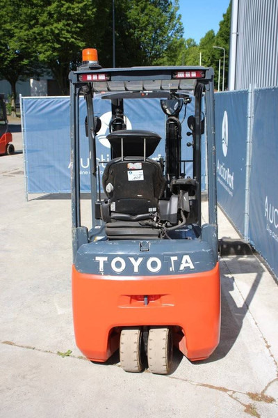 Toyota 8FBEK18T - Elektrostapler: das Bild 4 Toyota 8FBEK18T - Elektrostapler: das Bild 4