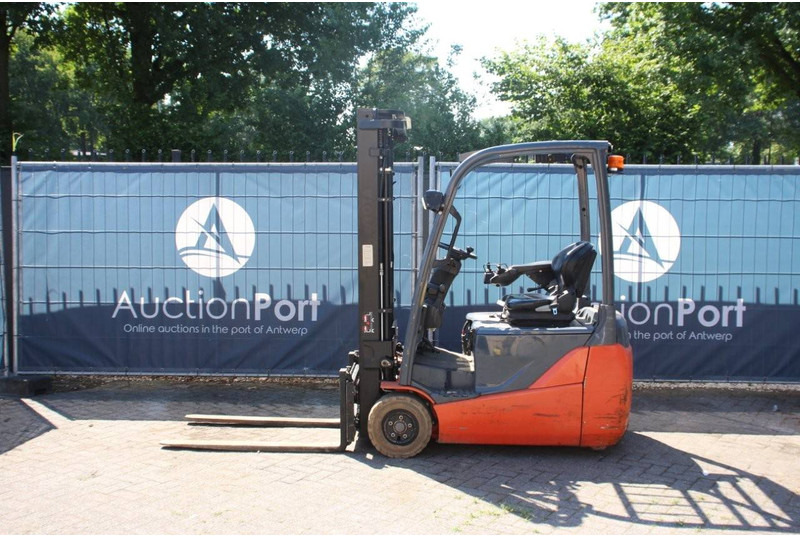 Toyota 8FBEKT16 - Elektrostapler: das Bild 2 Toyota 8FBEKT16 - Elektrostapler: das Bild 2