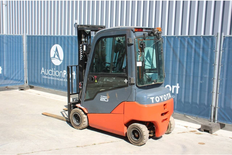 Toyota 8FBMK20T - Elektrostapler: das Bild 3 Toyota 8FBMK20T - Elektrostapler: das Bild 3