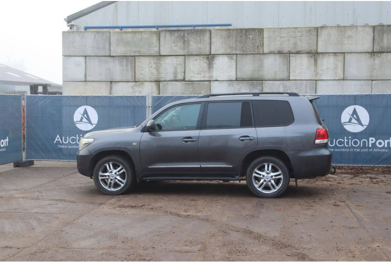 Toyota LANDCRUISER (200 SERIES) - SUV/ Geländewagen: das Bild 3 Toyota LANDCRUISER (200 SERIES) - SUV/ Geländewagen: das Bild 3