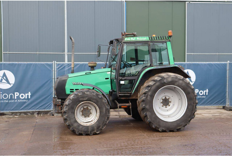 Valmet 6100 - Traktor: das Bild 1 Valmet 6100 - Traktor: das Bild 1