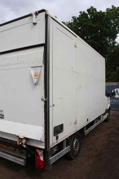 Volkswagen Crafter - Koffer Transporter: das Bild 5 Volkswagen Crafter - Koffer Transporter: das Bild 5