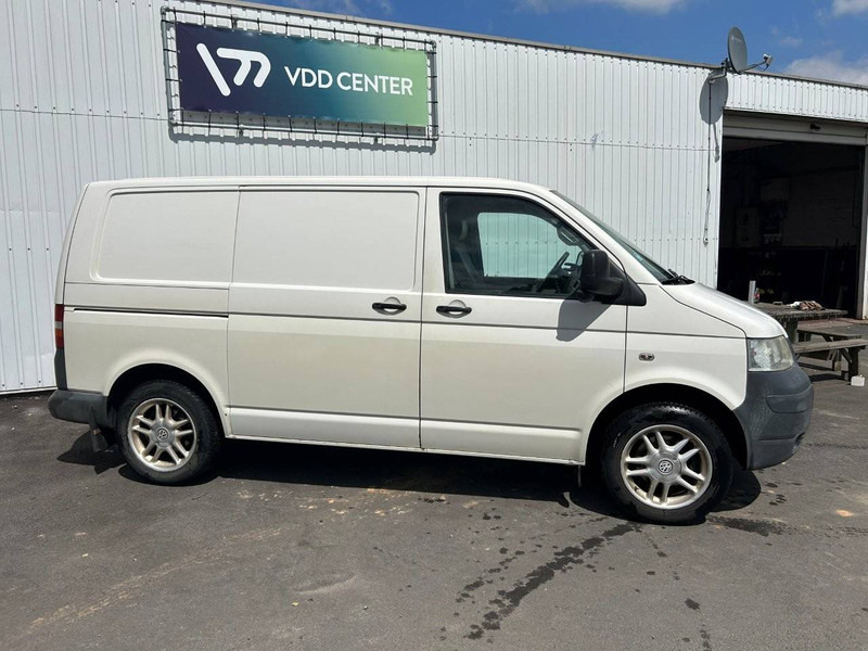 Volkswagen Transporter T5 - Kastenwagen: das Bild 2 Volkswagen Transporter T5 - Kastenwagen: das Bild 2