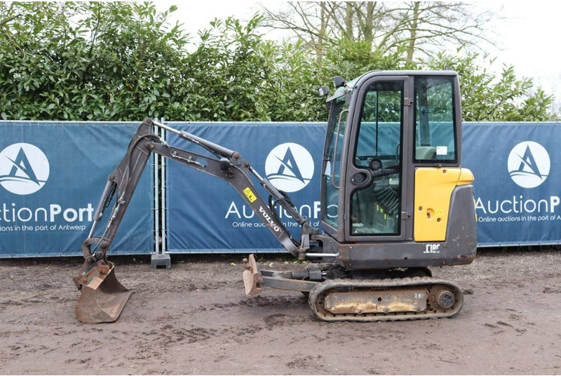 Volvo EC18C - Minibagger: das Bild 1 Volvo EC18C - Minibagger: das Bild 1