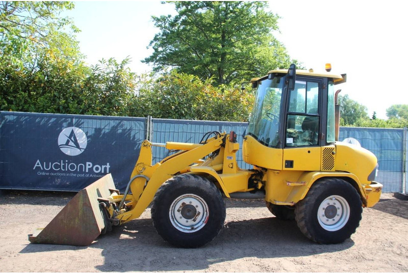 Volvo L30B-Z/X - Radlader: das Bild 1 Volvo L30B-Z/X - Radlader: das Bild 1