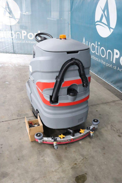 X-tra C70S - Scheuersaugmaschine: das Bild 4 X-tra C70S - Scheuersaugmaschine: das Bild 4