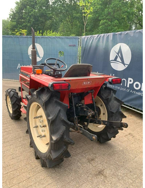 Yanmar FX22 - Traktor: das Bild 3 Yanmar FX22 - Traktor: das Bild 3
