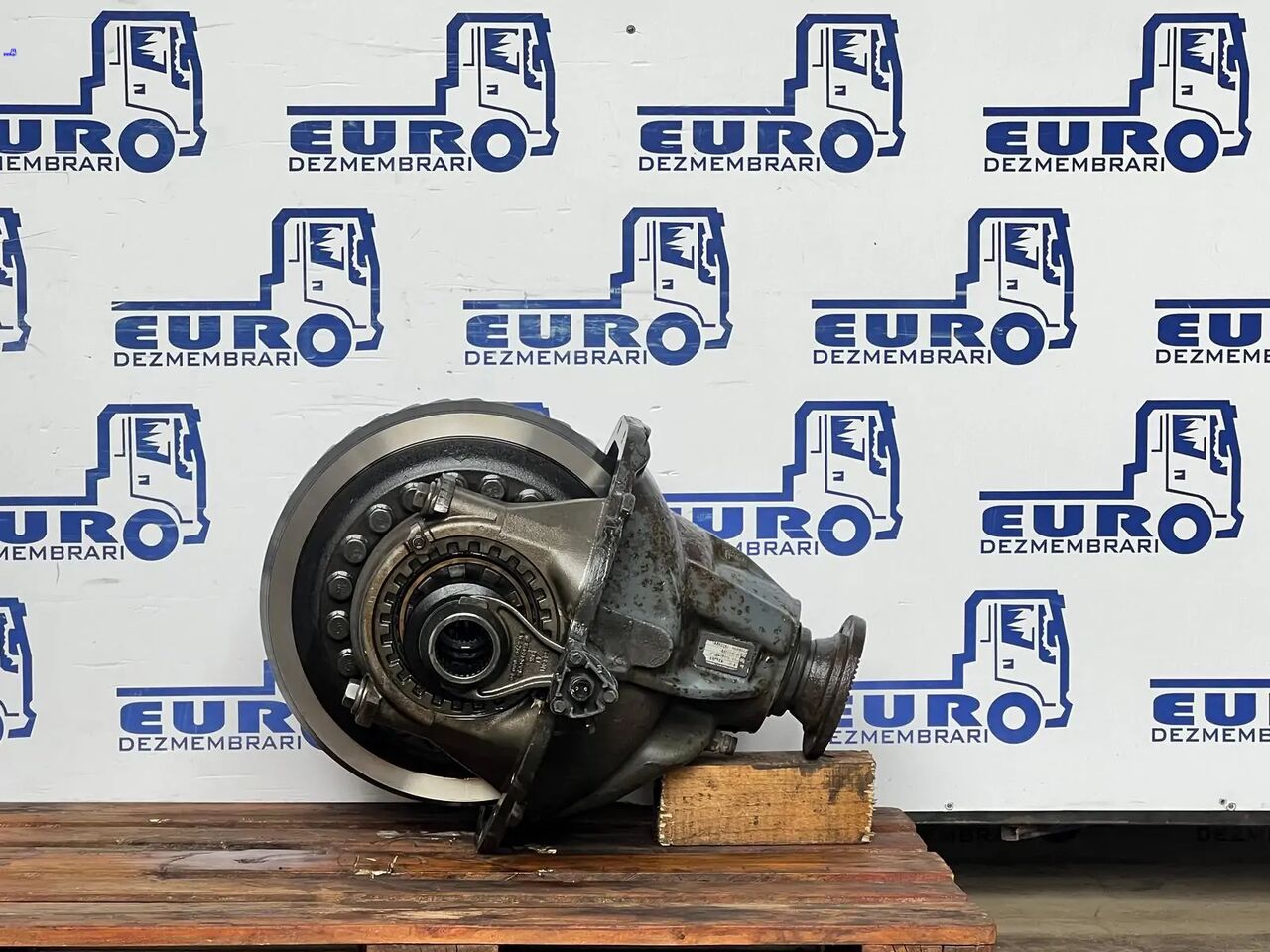DIFERENTIAL MERCEDES HL8 R=41:8 R=5.125 - Differenzial Getriebe für LKW: das Bild 3 DIFERENTIAL MERCEDES HL8 R=41:8 R=5.125 - Differenzial Getriebe für LKW: das Bild 3
