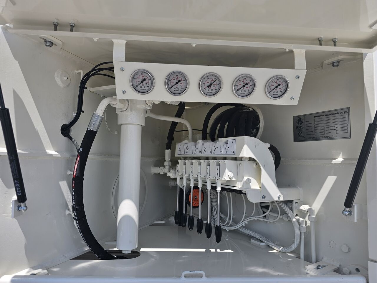 Betonpumpe neu kaufen DAF LF 310: das Bild 10