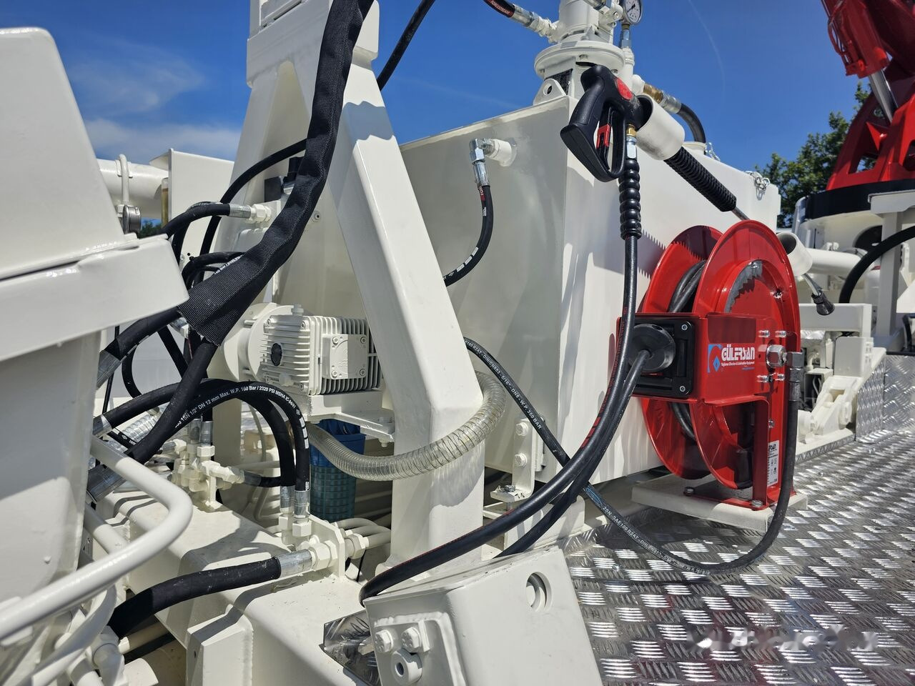 Betonpumpe neu kaufen DAF LF 310: das Bild 16