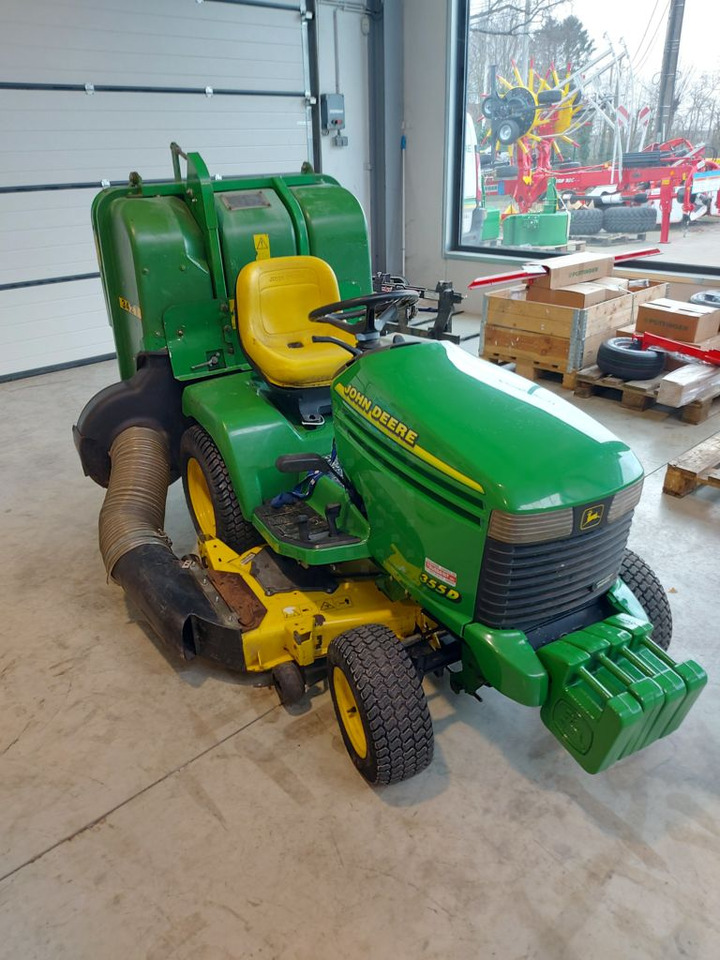 John Deere 355D - Kleintraktor: das Bild 1 John Deere 355D - Kleintraktor: das Bild 1