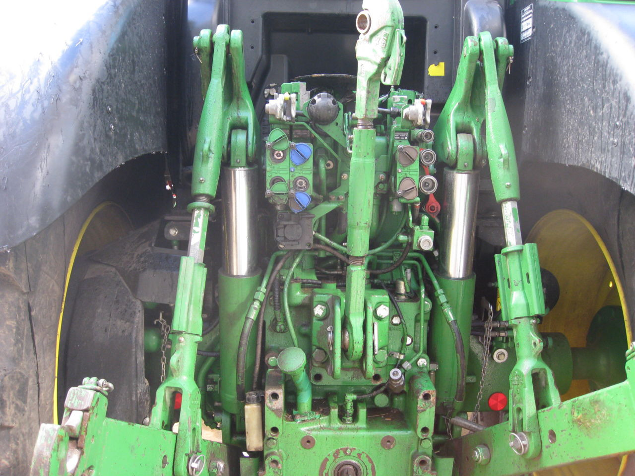 John Deere 6210R AUTOPOWER - Traktor: das Bild 2 John Deere 6210R AUTOPOWER - Traktor: das Bild 2